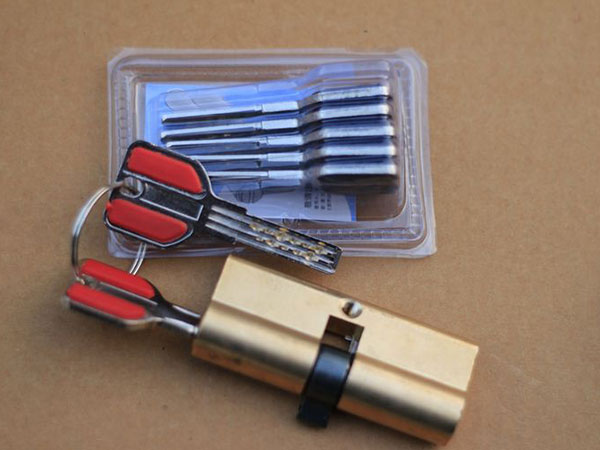 五营24小时上门开锁公司